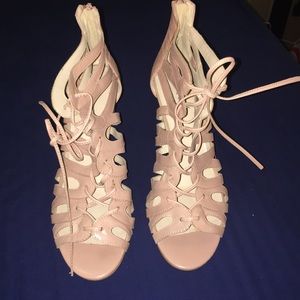 Nine West lace up 7 1/2 heels